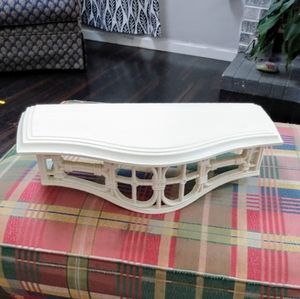 Vintage circa 1986 Homco wicker look shelf